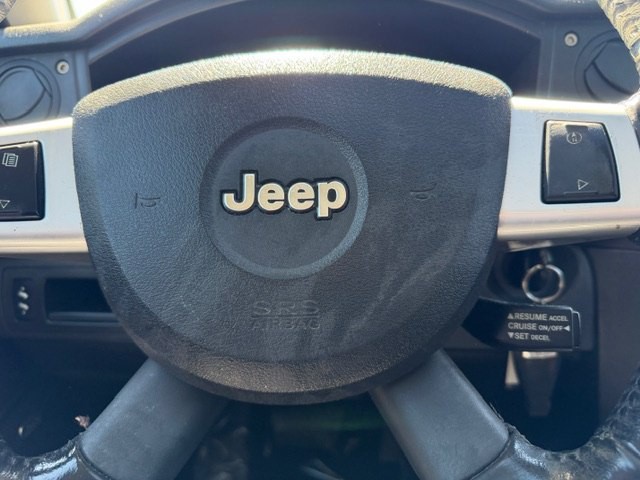 2008 Jeep Commander Image 21