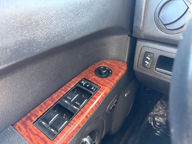 2008 Jeep Commander Image 22