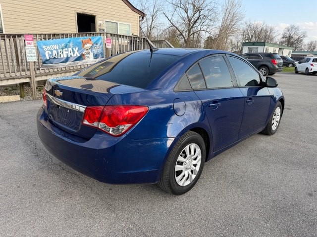 2013 Chevrolet Cruze Image 3