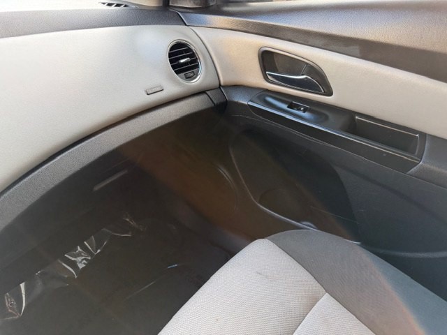 2013 Chevrolet Cruze Image 19