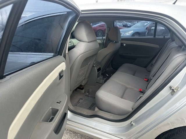 2011 Chevrolet Malibu Image 15