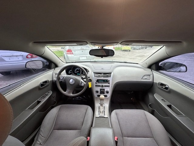 2011 Chevrolet Malibu Image 19