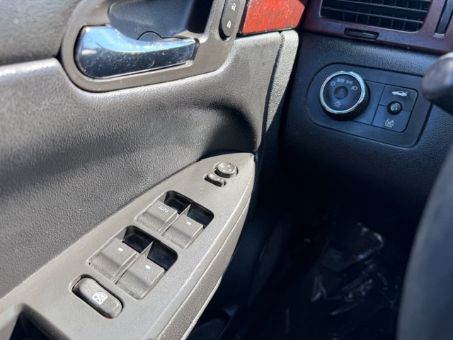 2010 Chevrolet Impala Image 16