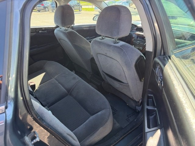 2010 Chevrolet Impala Image 18