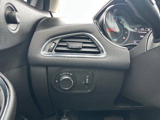 2016 Chevrolet Cruze Image 13