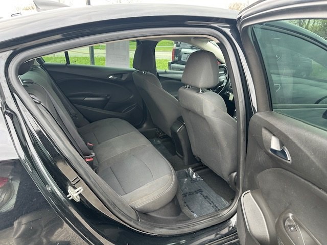 2016 Chevrolet Cruze Image 18