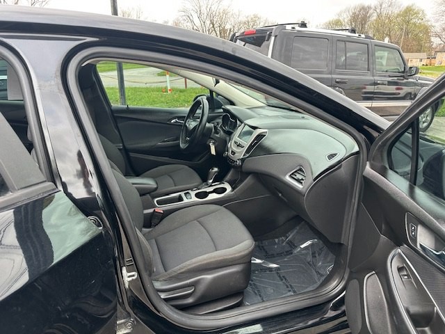 2016 Chevrolet Cruze Image 19