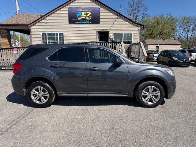 2010 Chevrolet Equinox Image 2
