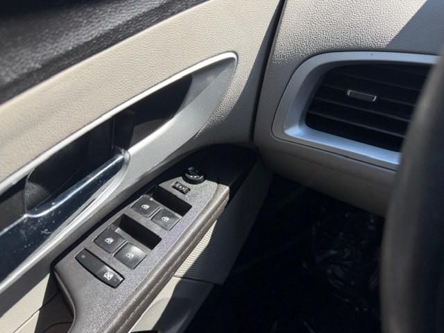 2010 Chevrolet Equinox Image 21