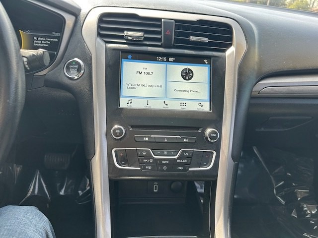 2018 Ford Fusion Image 12