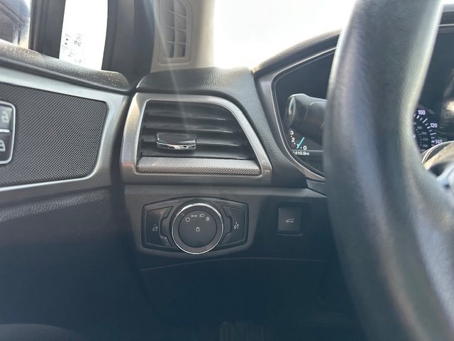 2018 Ford Fusion Image 15