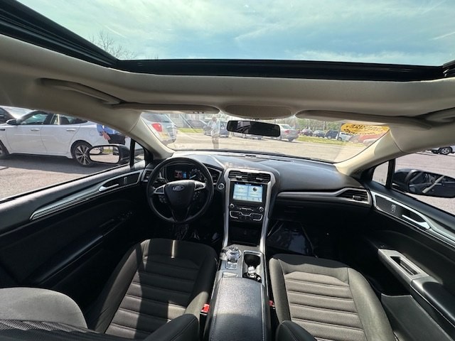 2018 Ford Fusion Image 22