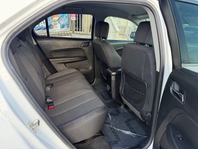2015 Chevrolet Equinox Image 14