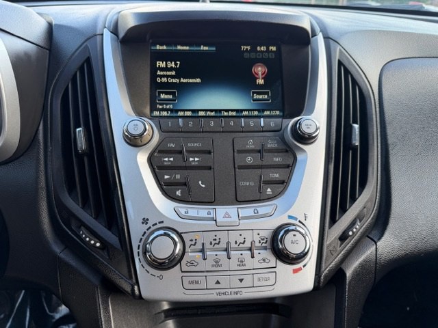 2015 Chevrolet Equinox Image 17