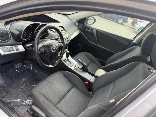 2011 Mazda Mazda3 Image 10