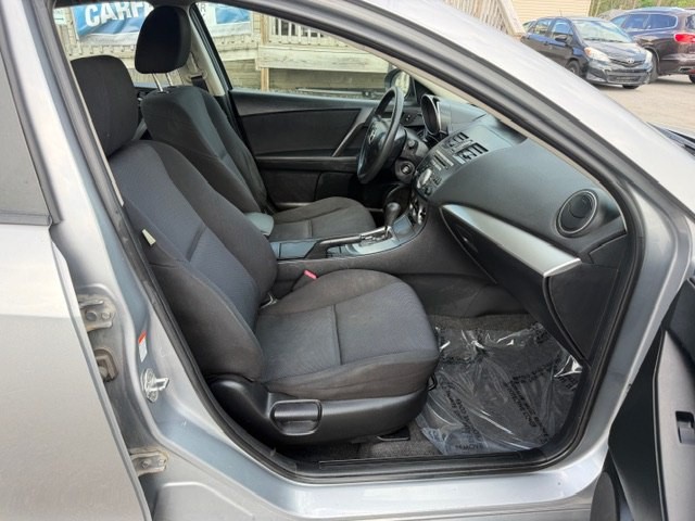 2011 Mazda Mazda3 Image 15