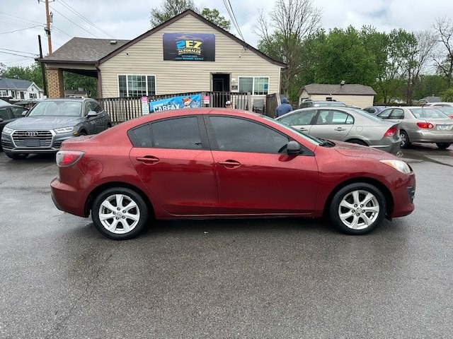 2010 Mazda Mazda3 Image 2
