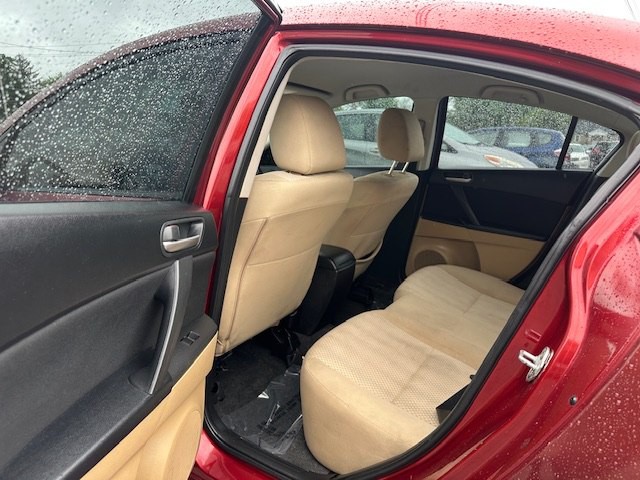 2010 Mazda Mazda3 Image 15