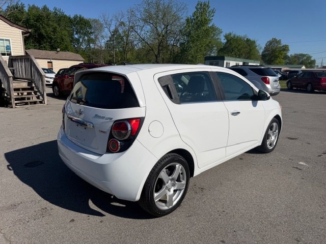 2014 Chevrolet Sonic Image 3