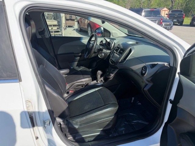 2014 Chevrolet Sonic Image 15