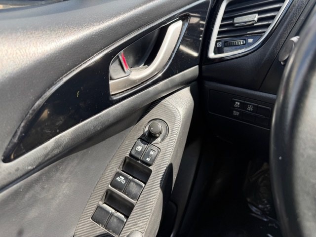2014 Mazda Mazda3 Image 21