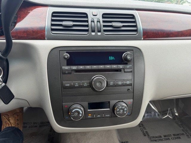 2008 Buick Lucerne Image 16