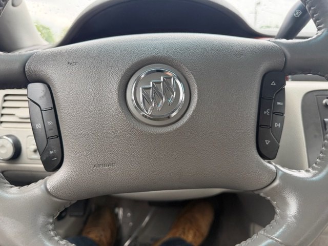 2008 Buick Lucerne Image 18