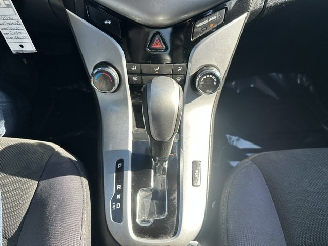 2015 Chevrolet Cruze Image 13