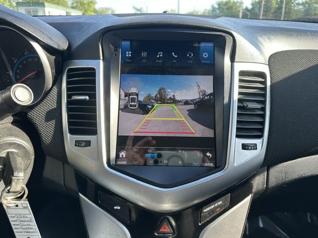 2015 Chevrolet Cruze Image 14