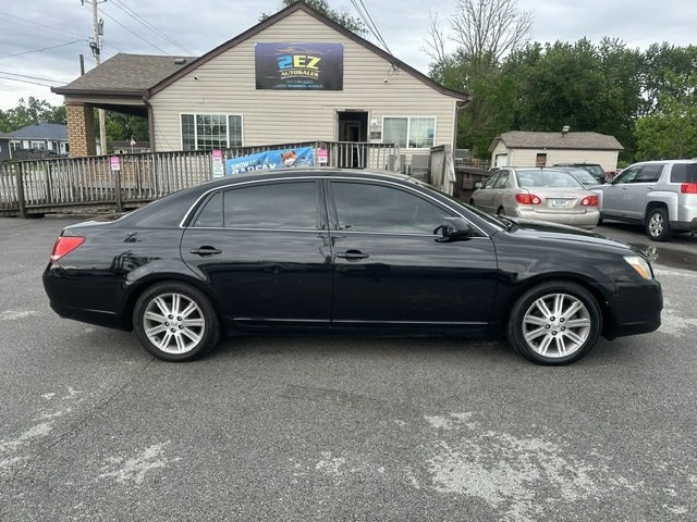 2007 Toyota Avalon Image 2
