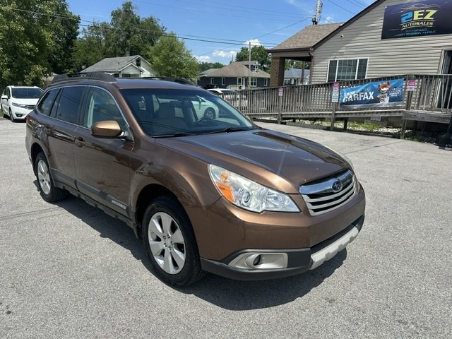 2011 Subaru Outback Image 1