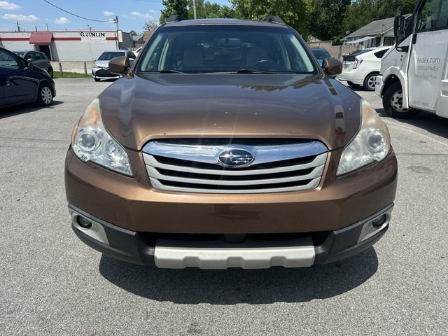 2011 Subaru Outback Image 8