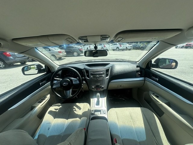2011 Subaru Outback Image 20