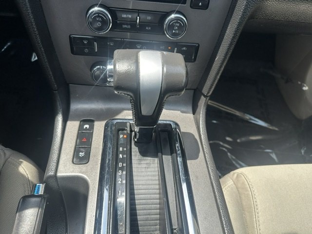 2011 Ford Mustang Image 13