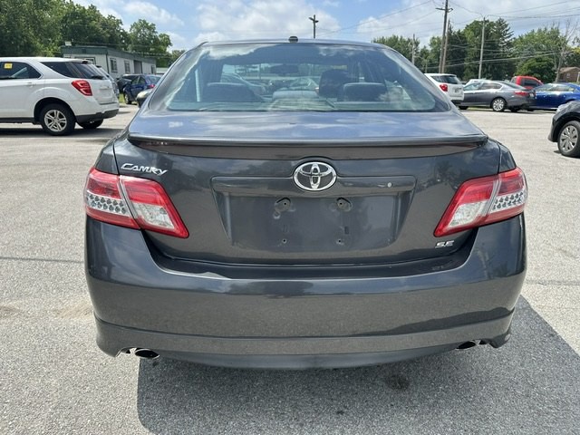 2011 Toyota Camry Image 4