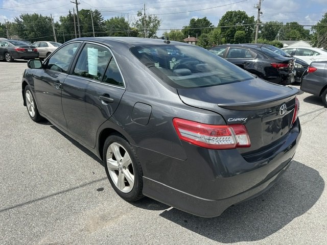 2011 Toyota Camry Image 5