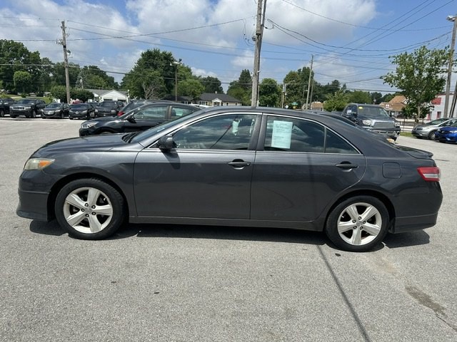 2011 Toyota Camry Image 6