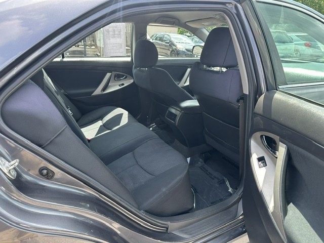 2011 Toyota Camry Image 18