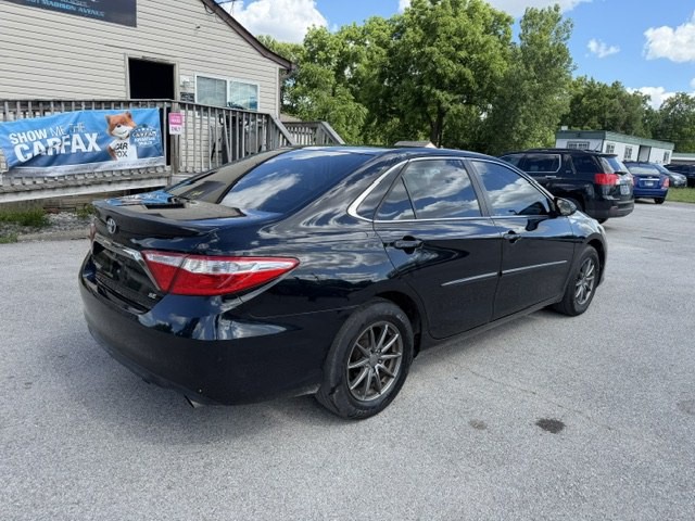 2015 Toyota Camry Image 3