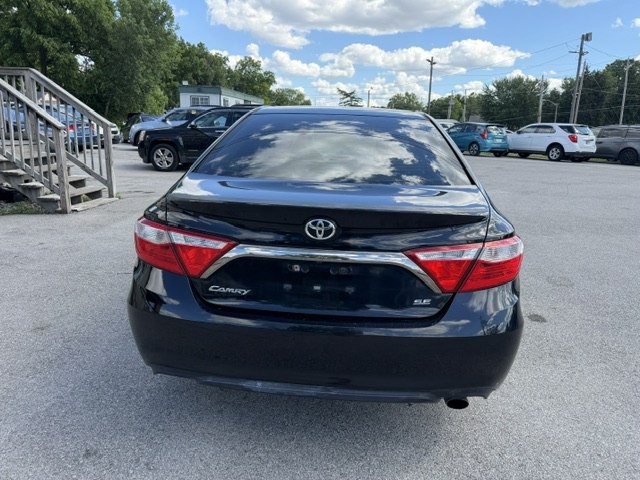2015 Toyota Camry Image 4