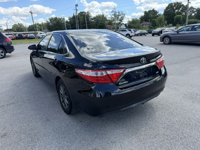2015 Toyota Camry Image 5