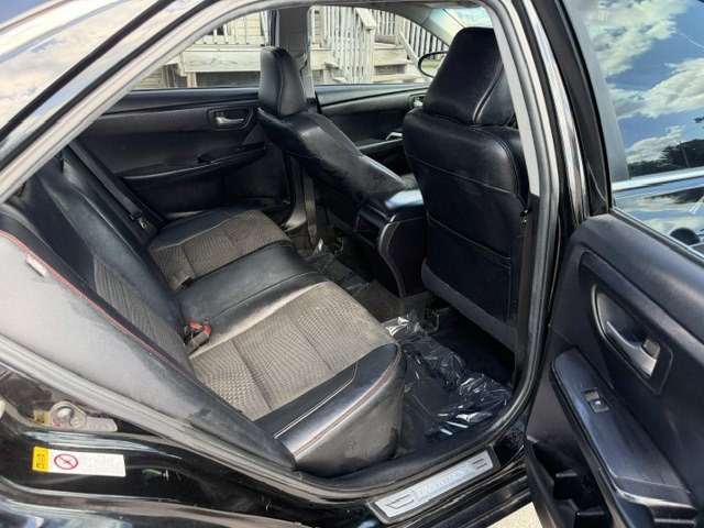 2015 Toyota Camry Image 14