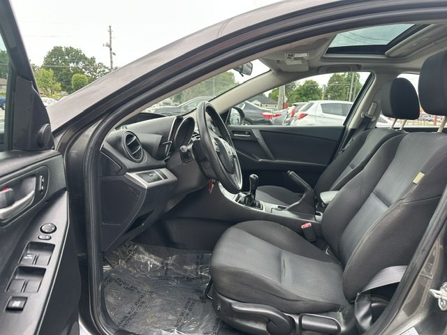 2010 Mazda Mazda3 Image 15