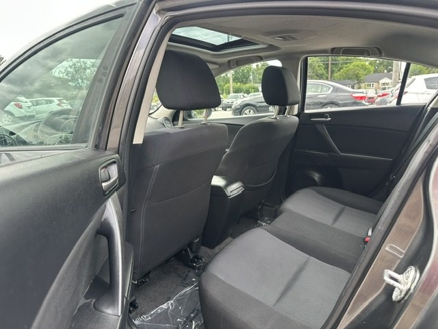 2010 Mazda Mazda3 Image 16