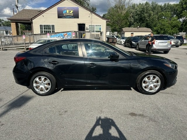 2015 Mazda Mazda3 Image 2