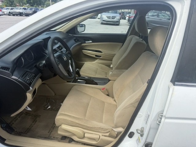 2012 Honda Accord Image 8