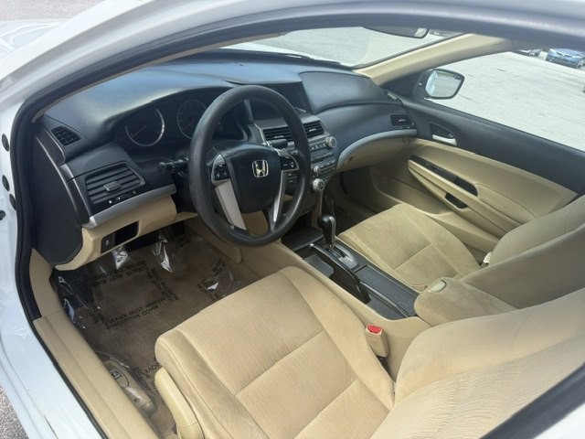 2012 Honda Accord Image 9