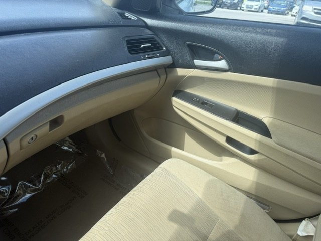 2012 Honda Accord Image 18