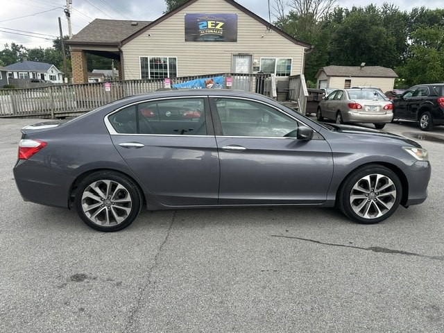 2013 Honda Accord Image 2