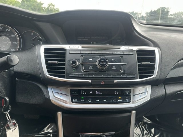 2013 Honda Accord Image 12